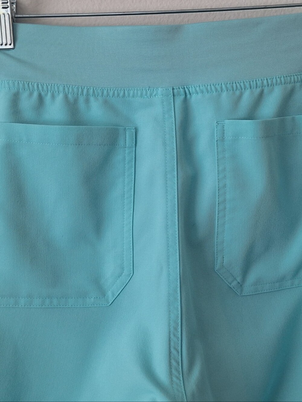 Figs Fresh Aqua Catarina One Pocket Top Livingston Pant Medium - Picture 3 of 5